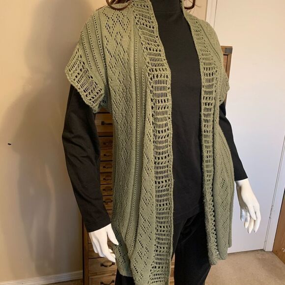 SON0MA Shrug Army Green Cable knit design - Picture 3 of 7